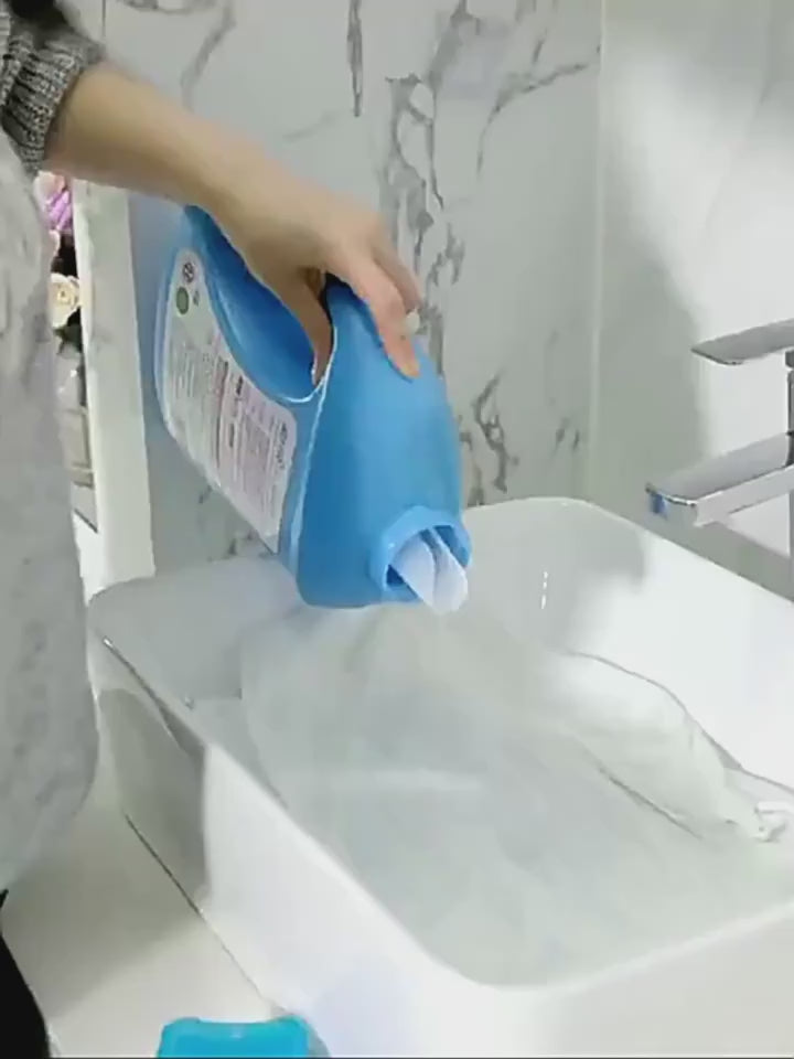 1 video Multifunctional Liquid Cleaning Brush | Mahovastore